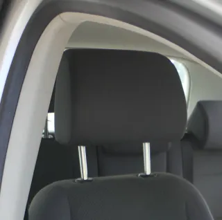 1x Golf 5 1K Jetta auc Kombi Kopfstützen Kopfstütze vorne rechts links schwarz - Bild 2