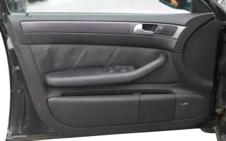 1x A6 4B Türverkleidung Verkleidung Tür vorne links schwarz soul Bose Leder - Bild 1