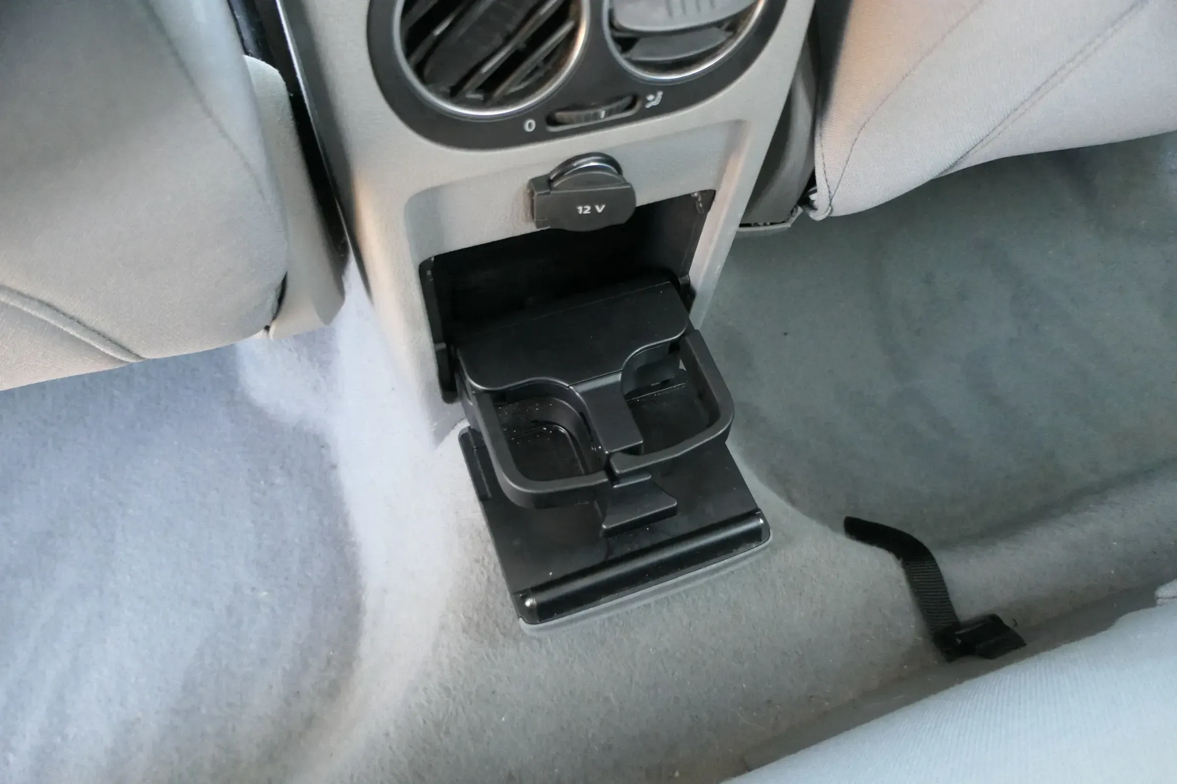 VW Golf Plus 5M Teppich Innenraumteppich Innen Bodenbelag grau artgrey 5M1863367 - Bild 1