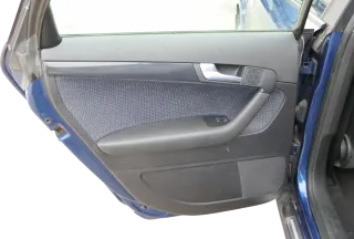 1x Audi A3 8P Türverkleidung Verkleidung Tür hinten links 4/5-Türer schwarz - Bild 1