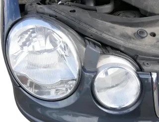 VW Polo 9N Scheinwerfer vorne rechts 6Q1941008AF Valeo Höhenverstellung - Bild 1
