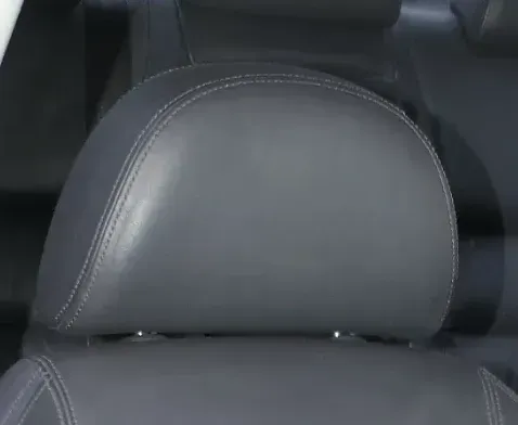 1x Skoda Superb 3U Kopfstütze vorne rechts / links - Leder onyx -verstellbar - Bild 1