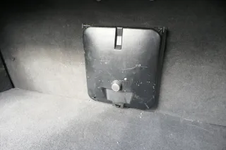 Audi A8 4D Avant Sitz Rückbank Rücksitzbank hinten Ski aquablau - Bild 4