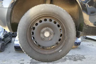 4x Skoda Octavia 1Z 195/65 R15 91T Winterreifen M+S Felgen Reifen M&S ca. 5mm - Bild 4
