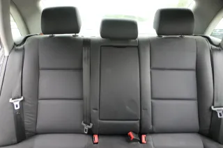Audi A4 B6 B7 8E Limousine Sitz Rückbank hinten schwarz umklappbar mit 3x Kopfst - Bild 1