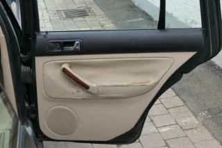 1x VW Golf 4 1J Kombi Türverkleidung Verkleidung Tür hinten rechts hellbeige bes - Bild 1