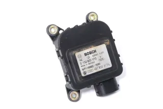 Audi A6 4B Stellmotor für Frischluftklappe Klimaanlage 4B1820511L - Bild 1