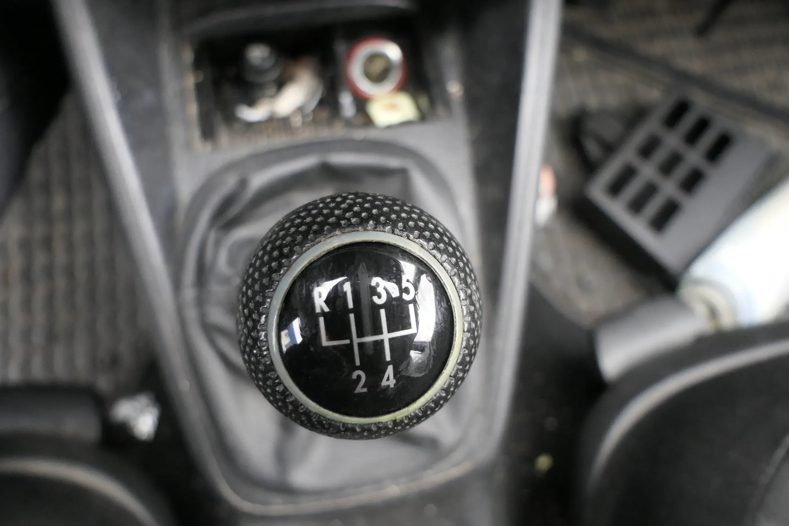 VW Golf 4 Bora Schaltknauf Schaltsack Schaltung Schaltknüppel schwarz Benziner 5 - Bild 1