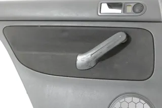 1x VW Golf 4 1J Kombi Variant Türverkleidung Verkleidung Tür hinten links Griff - Bild 2