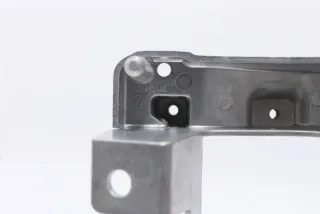 VW Touareg 7L Träger für Mitteltunnel Tunnel Mittelkonsole 7L0863345 Halter - Bild 2