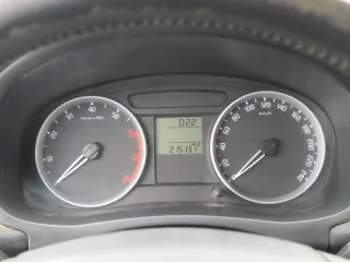 Skoda Fabia Roomster Tacho Tachometer Kombiinstrument 215.000km 5J0920811B Benzi - Bild 2