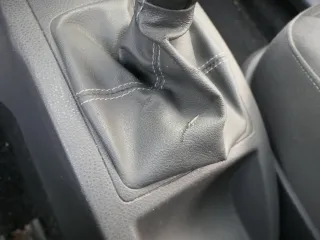 VW Polo 9N 9N3 Schaltknauf Schaltsack Schaltung 6Q1711113G Leder schwarz - Bild 3