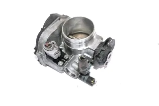 VW Golf 4 Drosselklappe 2,0 85kw 115PS AQY 06A133066E - Bild 1