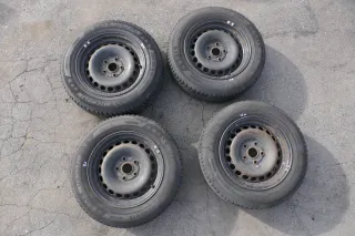 4x Audi A4 8E B6 195/65 R15 91T Winterreifen M+S Reifen 6,5jx15 ET3 ca.7mm - Bild 1