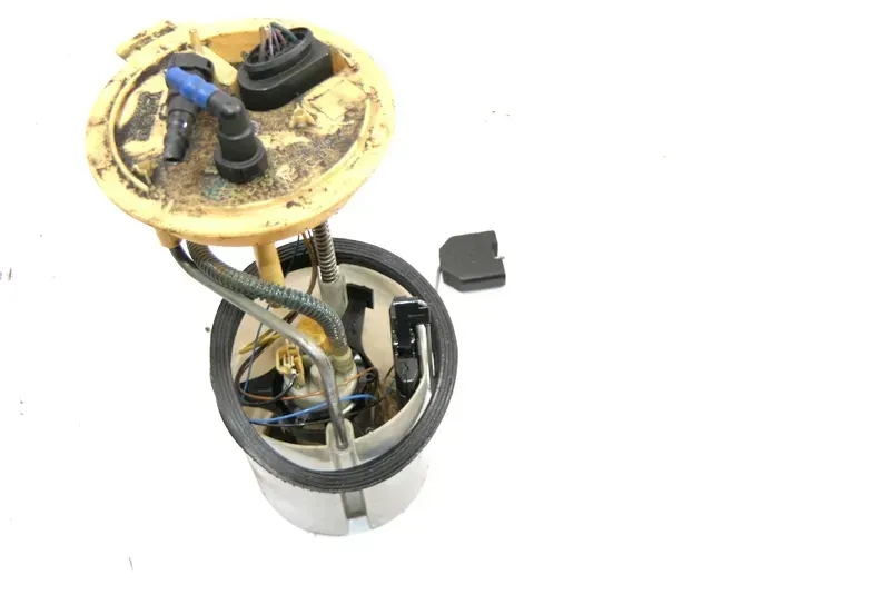 VW Passat 3C Dieselpumpe Kraftstoffpumpe 3c0919050AA TDI BMP - Bild 1