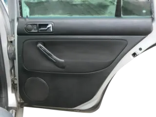 1x VW Golf 4 1J Kombi Türverkleidung Verkleidung Tür hinten rechts schwarz - Bild 1
