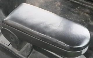 VW Passat 3B Mittelarmlehne Armlehne Lehne Mitte Deckel defekt - Bild 2