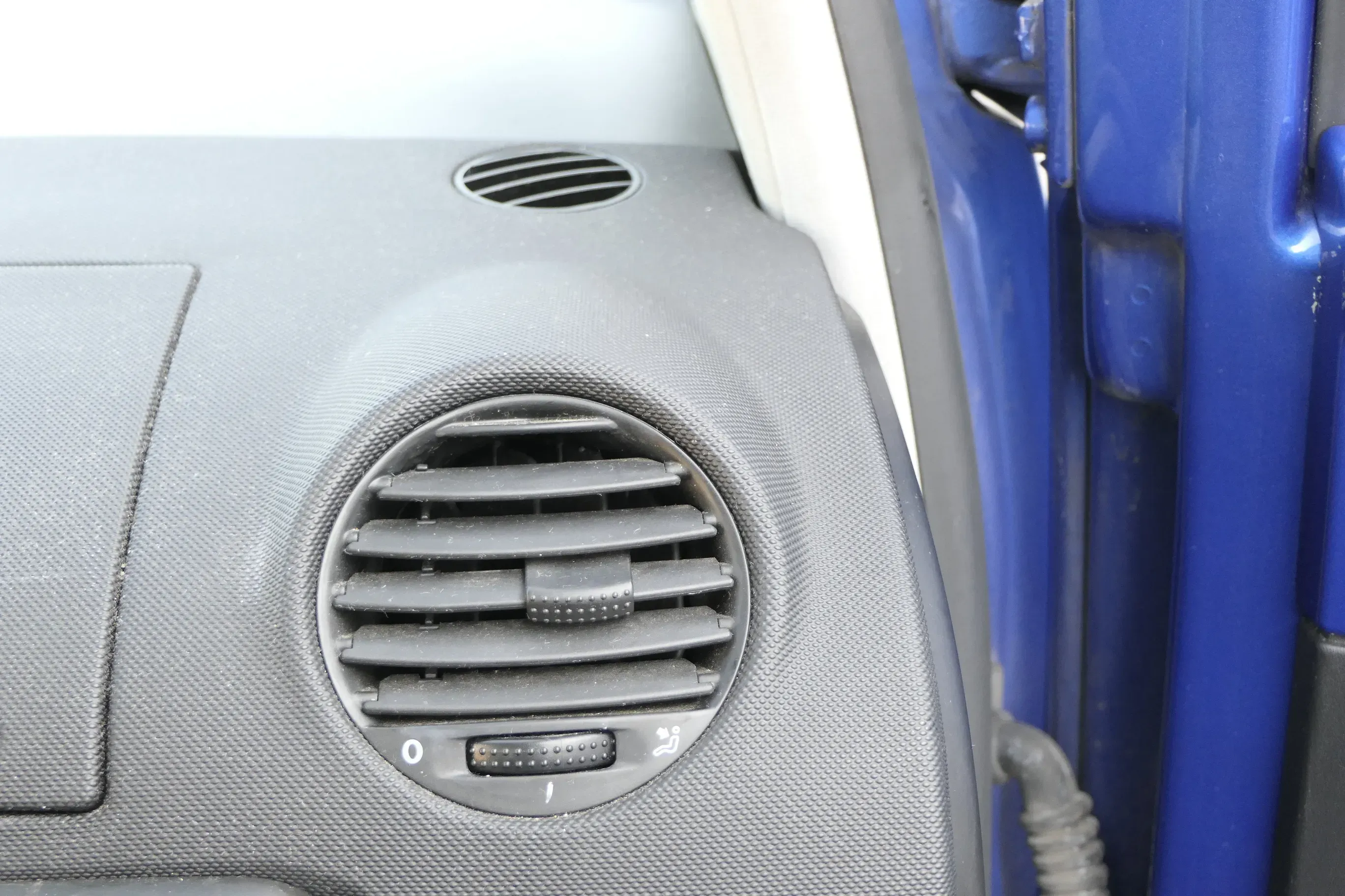 VW New Beetle 9C 1C Lüftungsdüse Düse Lüftung vorne rechts 1C0819704A 01C - Bild 1