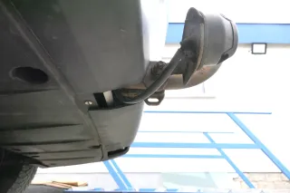 VW Polo Kombi 6KV feste starre Anhängerkupplung mit Kabelbaum - Bild 5