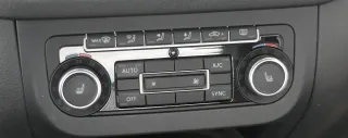 VW Golf 6 Eos Caddy Steuergerät Klimaanlage Klimabedienteil 5K0907044HB Heizung - Bild 1