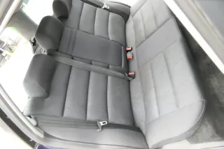 Audi A4 B5 Sitz Sitze hinten Rückbank Rücksitzbank Kombi schwarz Sitzflä - Bild 4