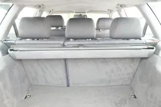 Audi A4 B5 Kombi Avant Rückbank Rücksitzbank Sitz Rücksitz 3 Punkt Gurt Kopfstüt - Bild 2