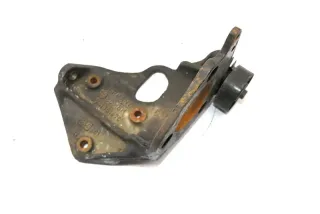 VW T4 Einspritzpumpe Halter Konsole 2,5 TDI ACV 074130147C - Bild 1