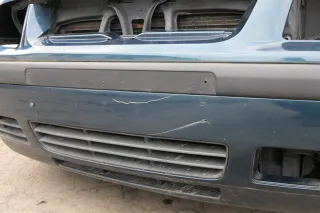 VW Bora Stoßstange vorne Frontstoßstange Stoßfänger vorn grün LC6X - Bild 5