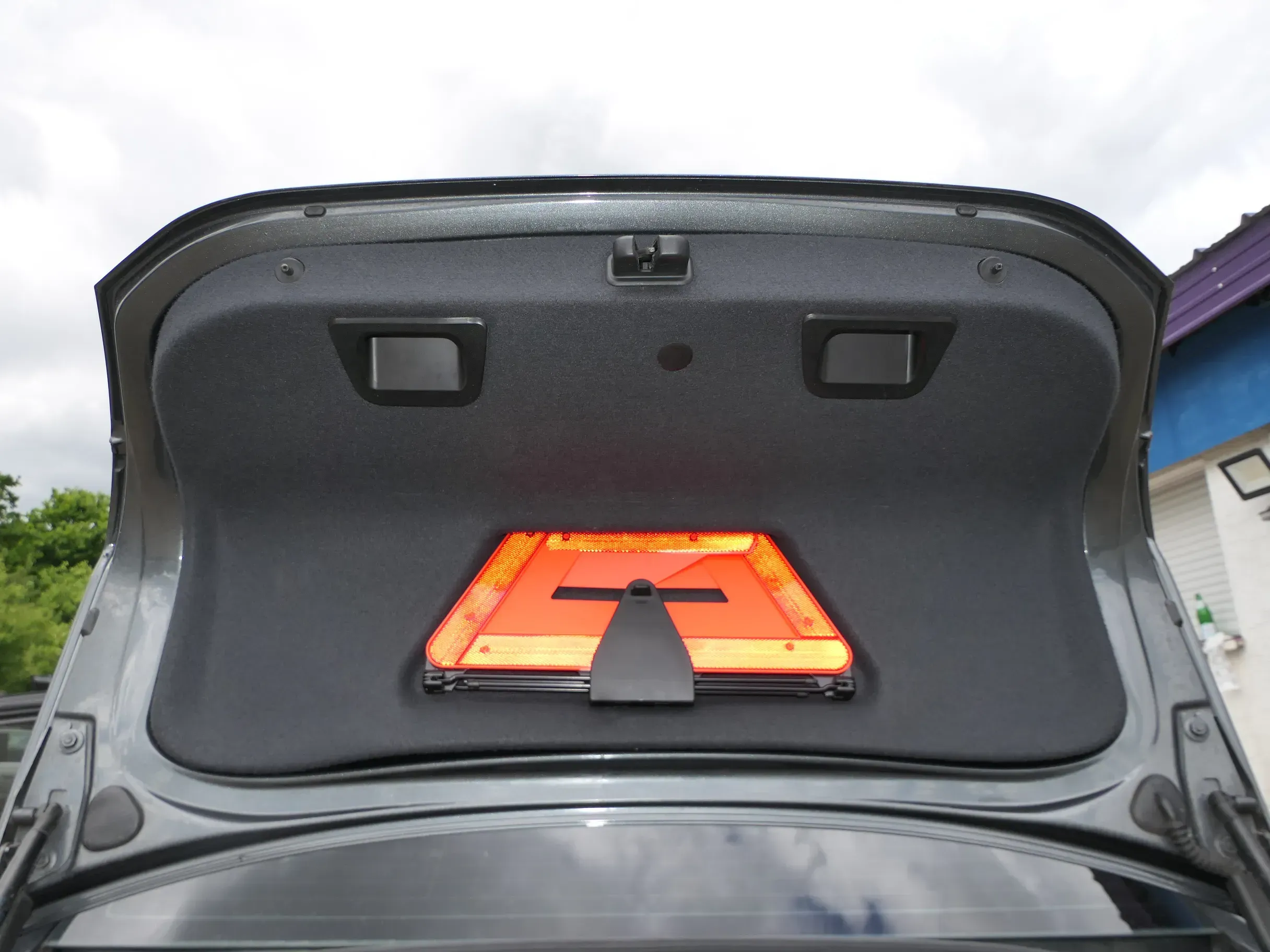Audi A6 4F Limousine Verkleidung Abdeckung Heckklappe Heckklappenverkleidung - Bild 1