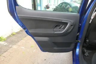 1x Skoda Fabia 5J Stufenheck Türverkleidung Verkleidung Tür hinten links Griff - Bild 1