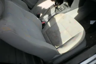 VW Caddy 3 2K für Post Sitz vorne rechts Beifahrersitz + Schiene + Gurt - Bild 2