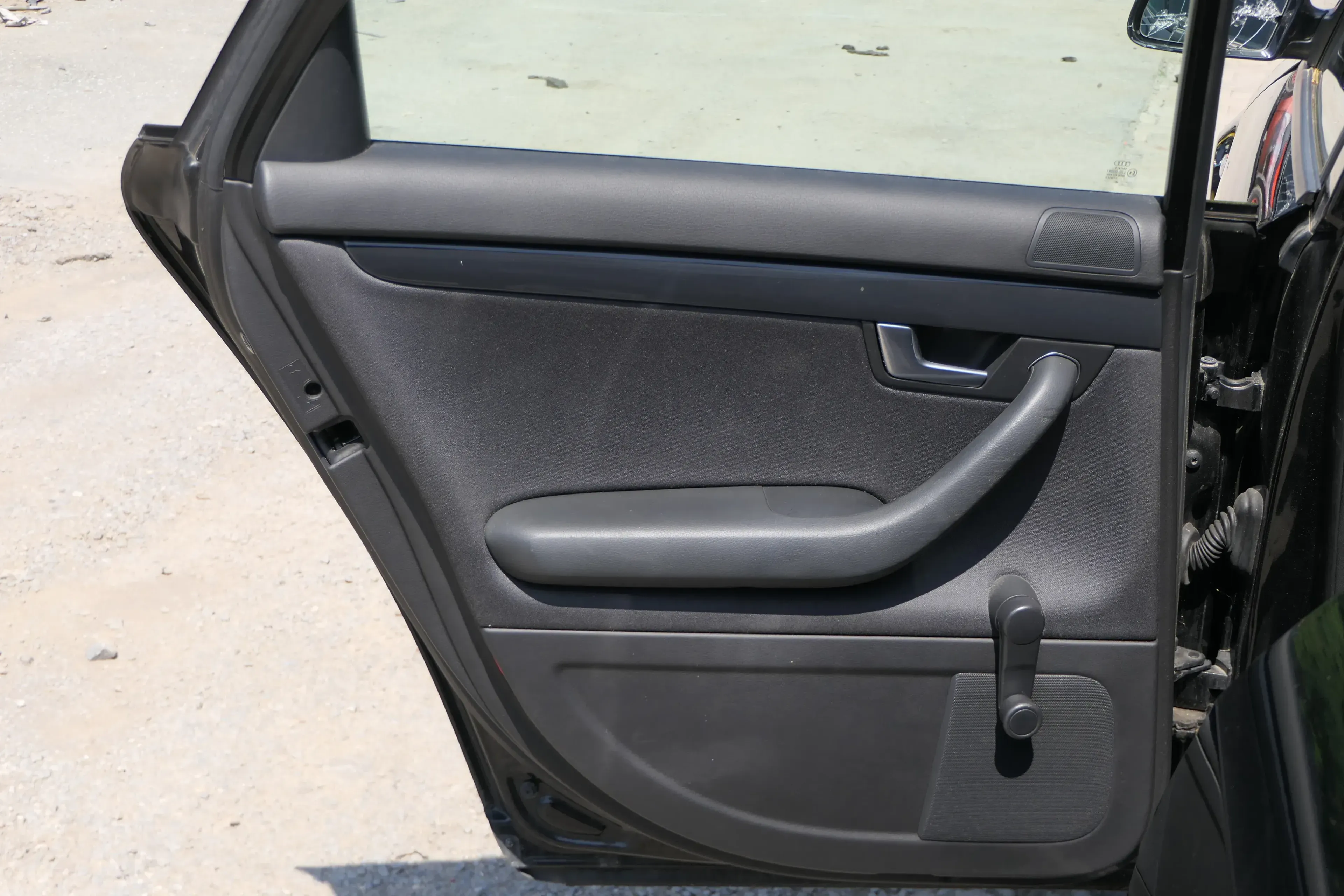 1x A4 8E B6 Türverkleidung Verkleidung Tür hinten links soul schwarz - Bild 1