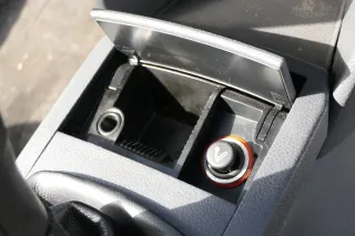 VW Polo 9N Mitteltunnel Aschenbecher Verkleidung Zigarettenanzünder 6Q1857961 - Bild 3