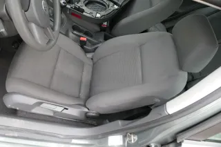 VW Golf 5 auch Plus Sitz Fahrersitz vorne links - Bild 1