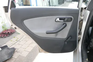 1x Ibiza 6L Türverkleidung Verkleidung Tür hinten links 4/5-Türer schwarz grau - Bild 1