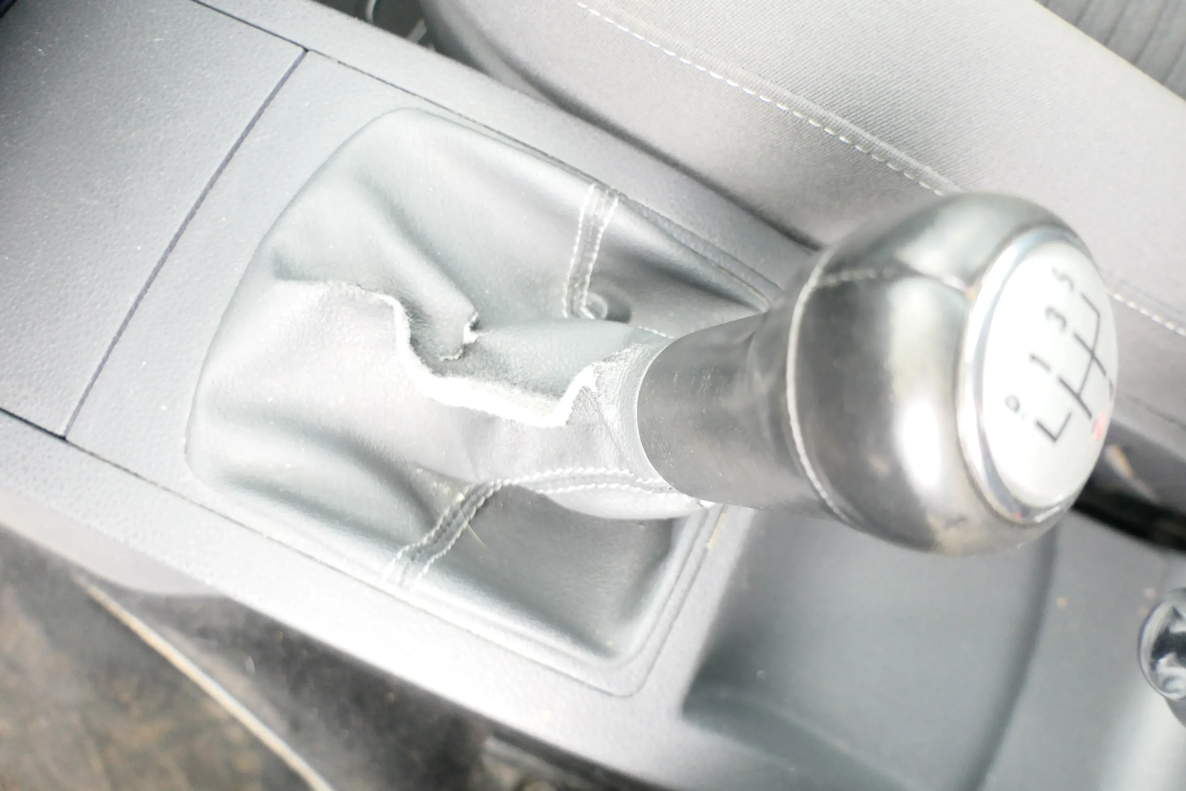 VW Polo 9N 9N3 Schaltknauf Schaltsack Schaltung 6Q1711113G United Leder schwarz - Bild 1