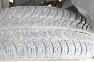 4x VW Golf 6 Plus 5M 195/65 R15 91T Winterreifen M+S Felgen Reifen M&S 5-8mm - Bild 4