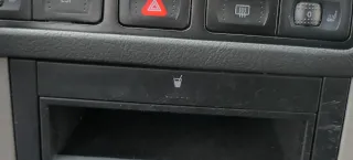 VW Golf 4 Bora Becherhalter Getränkehalter für Dosen Halter Getränke - Bild 2