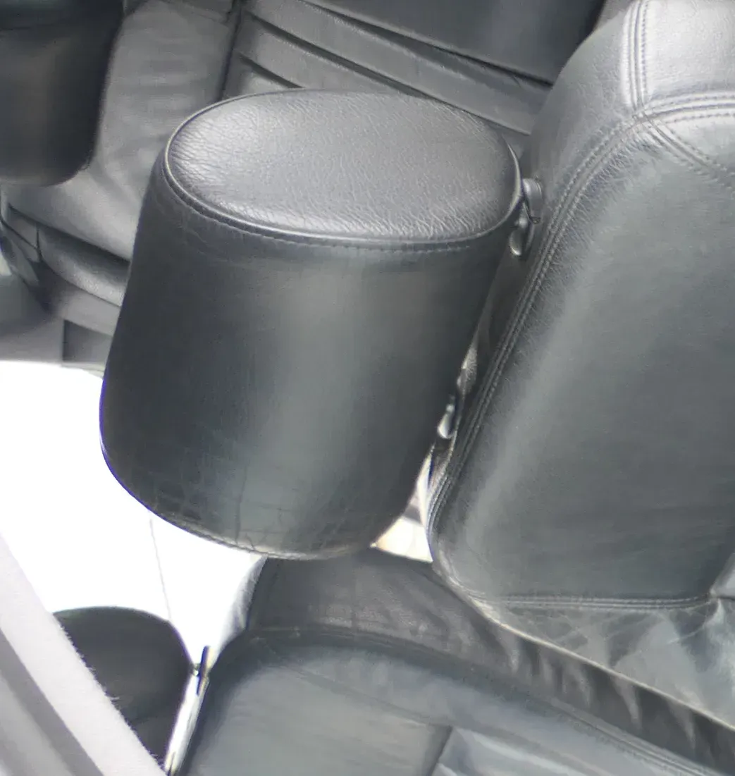 Audi A4 B5 A6 4B Kopfstütze vorne vorn oder hinten Leder onyx - Bild 1
