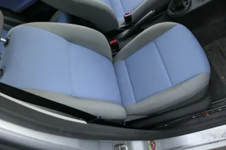 Skoda Fabia 5J Roomster Sitz vorne rechts Beifahrersitz 4/5Türer Kombi blau anth - Bild 1