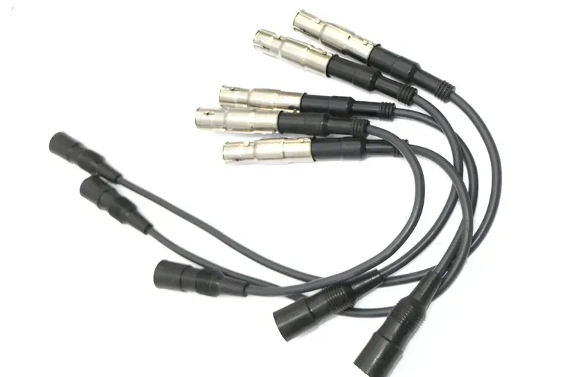 VW Passat 3B A4 B5 Satz Zündkabel rot 2,6 2,8 ABC Motor - Bild 1