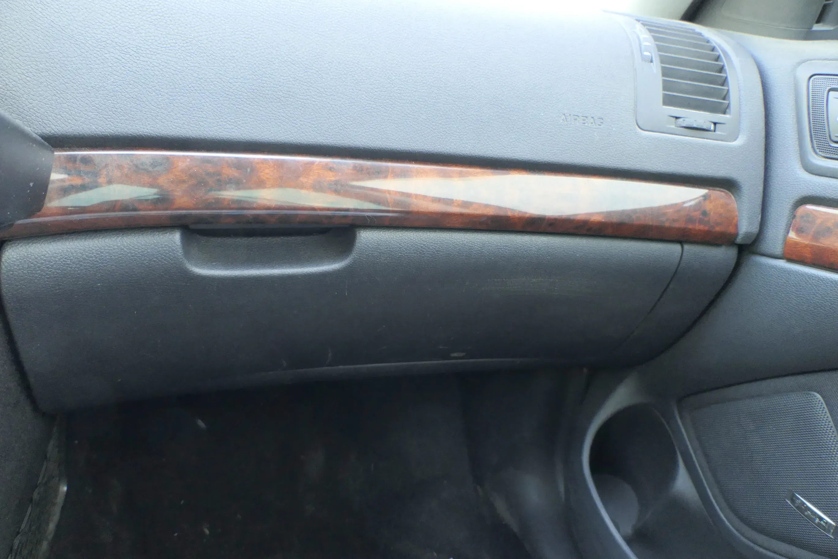 Skoda Octavia 1Z Deckel Klappe für Handschuhfach Handschuhfachdeckel onyx - Bild 1