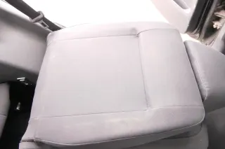VW Touran Sitz hinten links anthrazit (hinterm Fahrersitz) Rücksitz - 111881 - Bild 2