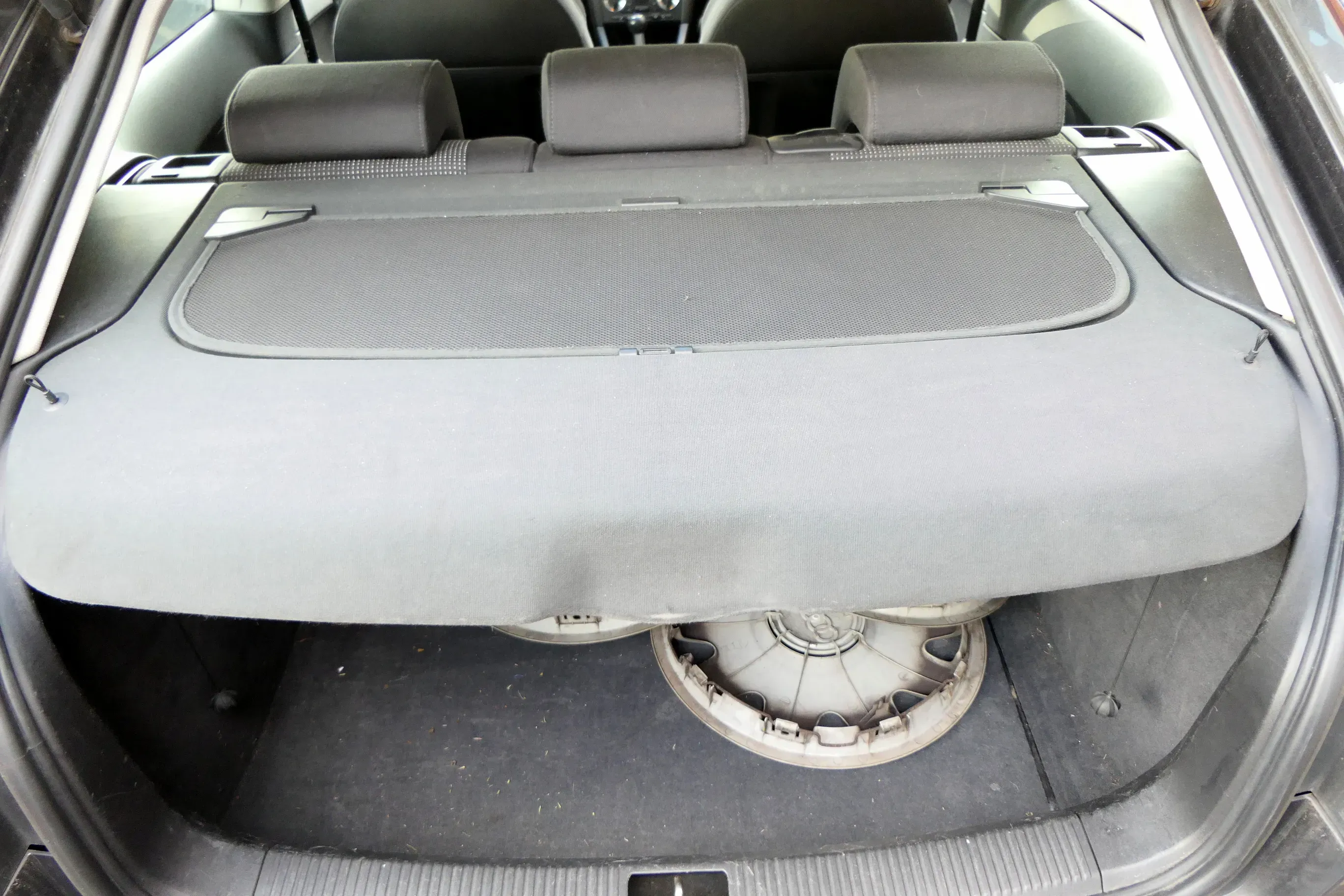 Audi A3 8P Hutablage Abdeckung Kofferraum hinten 2/3 Türer soul schwarz - Bild 1