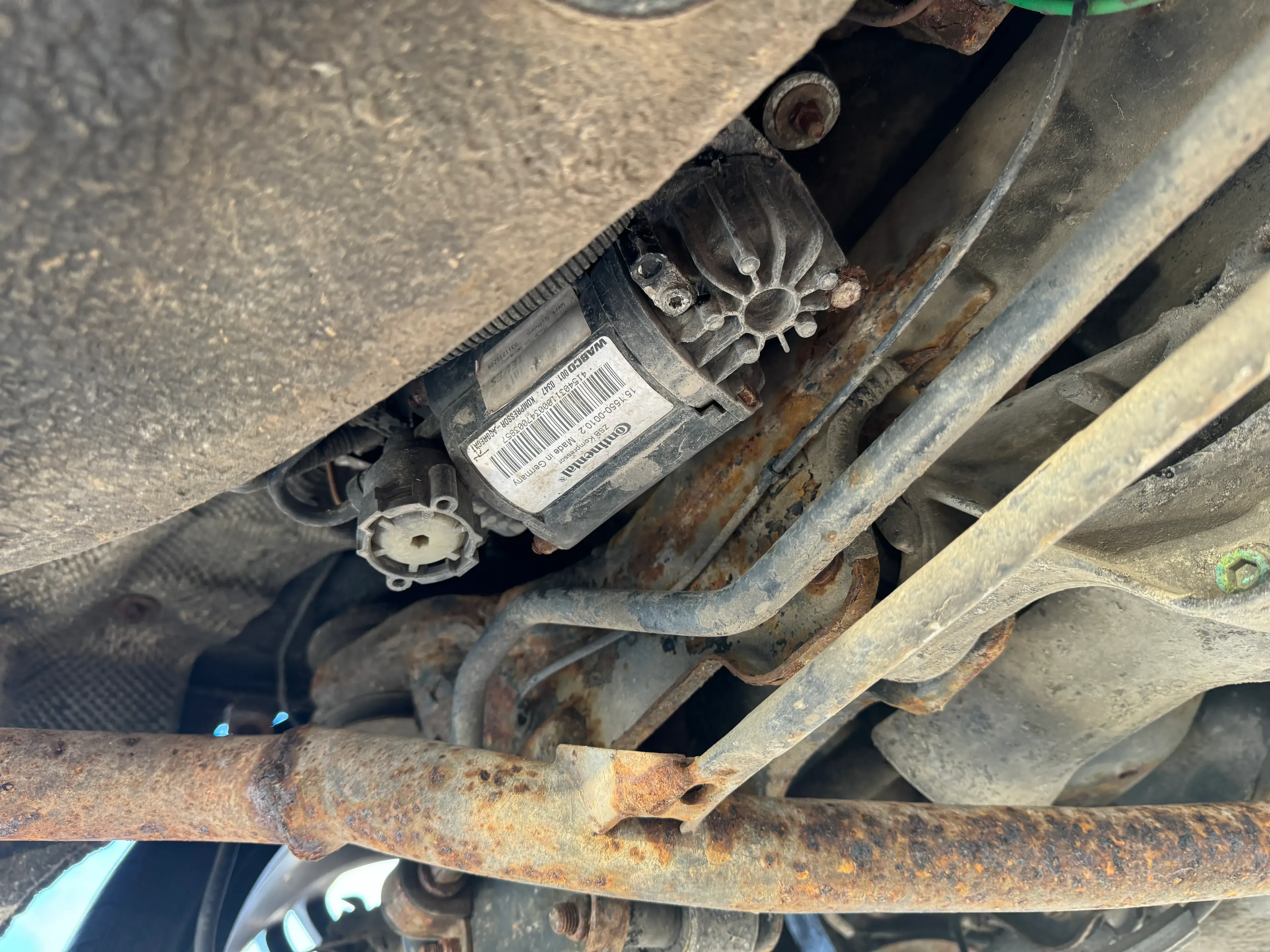 Audi A6 4B Luftfahrwerk Kompressor Steuergerät Continental Wabco 109 0215 - Bild 1