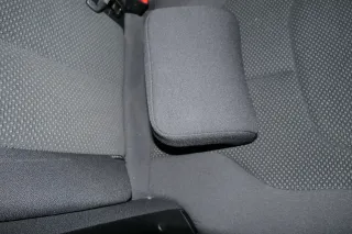 VW Passat 3C Kopfstütze Sitz Sitze hinten in der Mitte schwarz - Bild 2