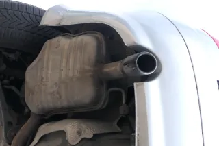 Audi A4 8E B6 Auspuff Endschalldämpfer Endtopf ALZ 1,6 Benziner - Bild 1