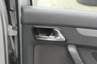 VW Touran 1x Türverkleidung Verkleidung Tür hinten rechts - anthrazit - Bild 4