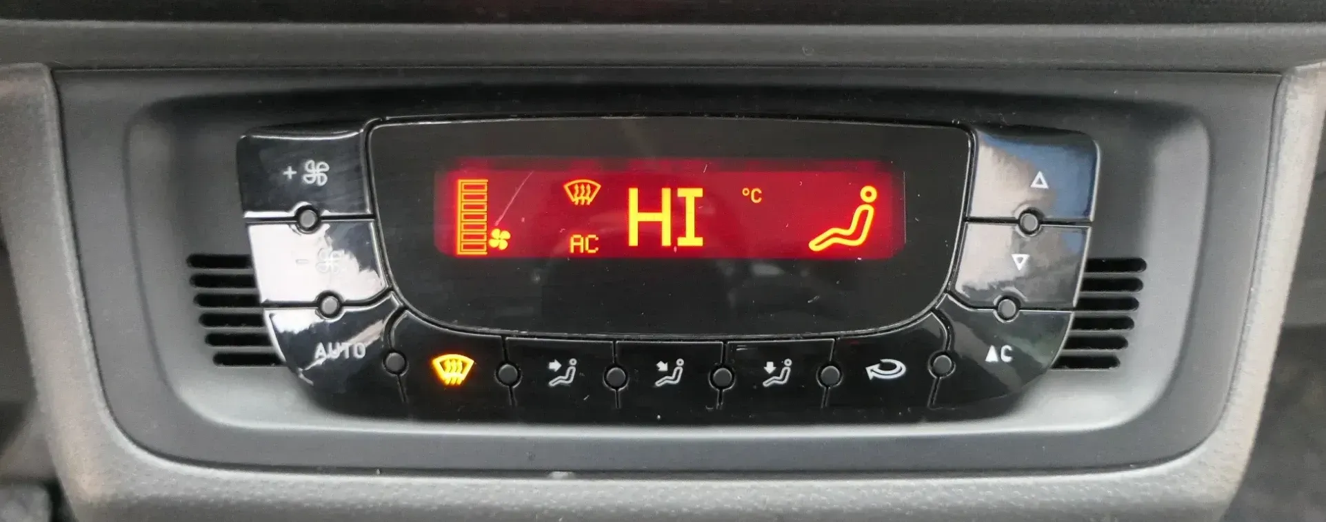 Seat Ibiza 6J Steuergerät Klimaanlage Klimabedienteil 6J0820043 Climatronic - Bild 1