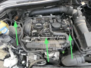 VW Passat 1,8 BZB Leitung Leitungen Kraftstoffleitung Rohre Rohr 06J133986F - Bild 1